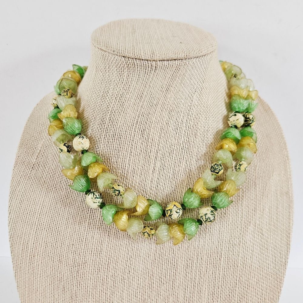 Vintage Hong Kong Green Double Strand Beaded Plastic Flower Faux Pearl Necklace